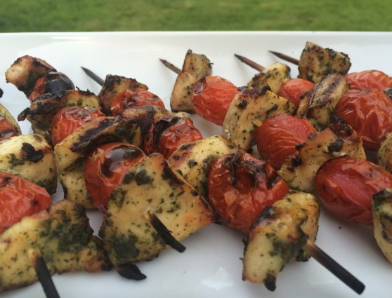 Pesto chicken & tomato kabob